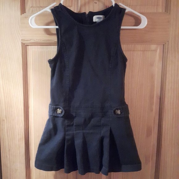 💥$10💥 Old Navy Sleeveless Uniform Dress Navy Blue size 6 - Picture 1 of 3